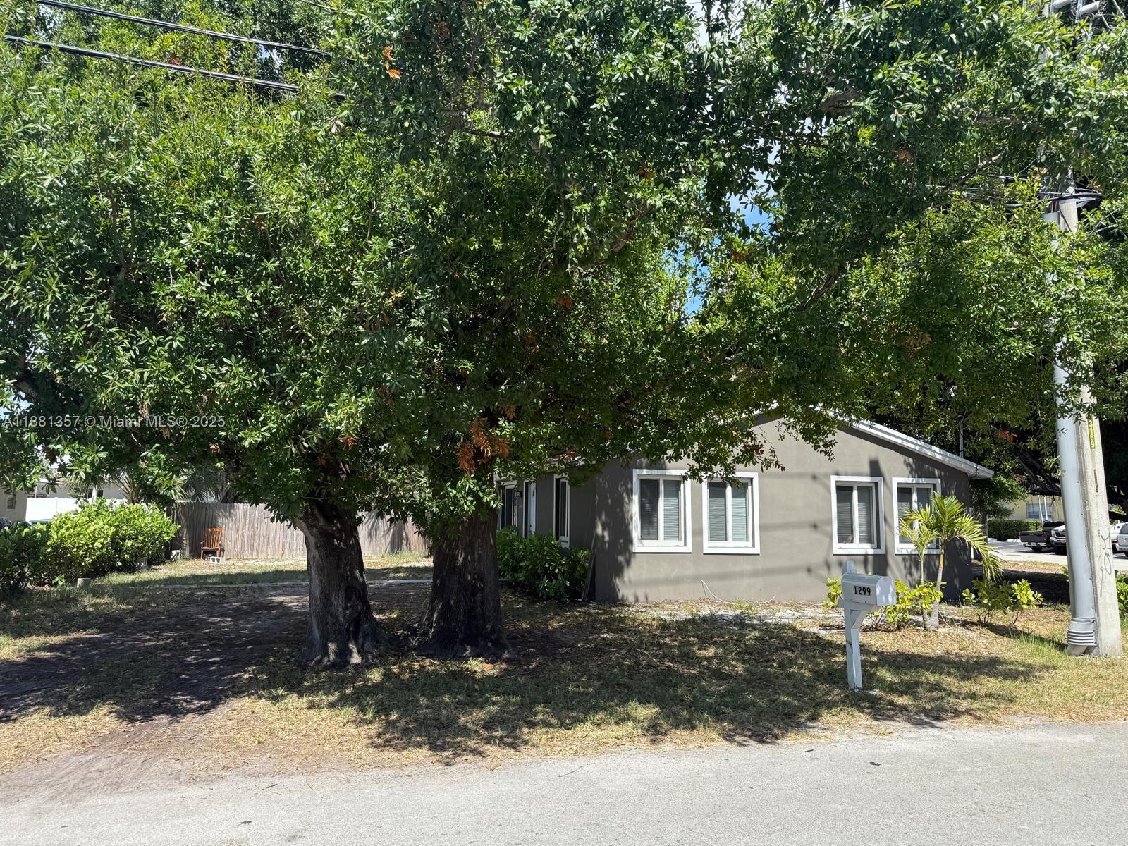 Central Oakland Park - Residential