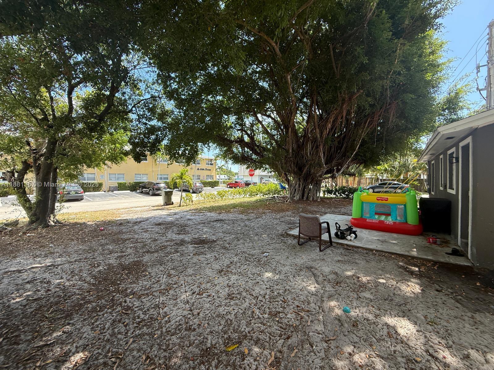 Central Oakland Park - Residential