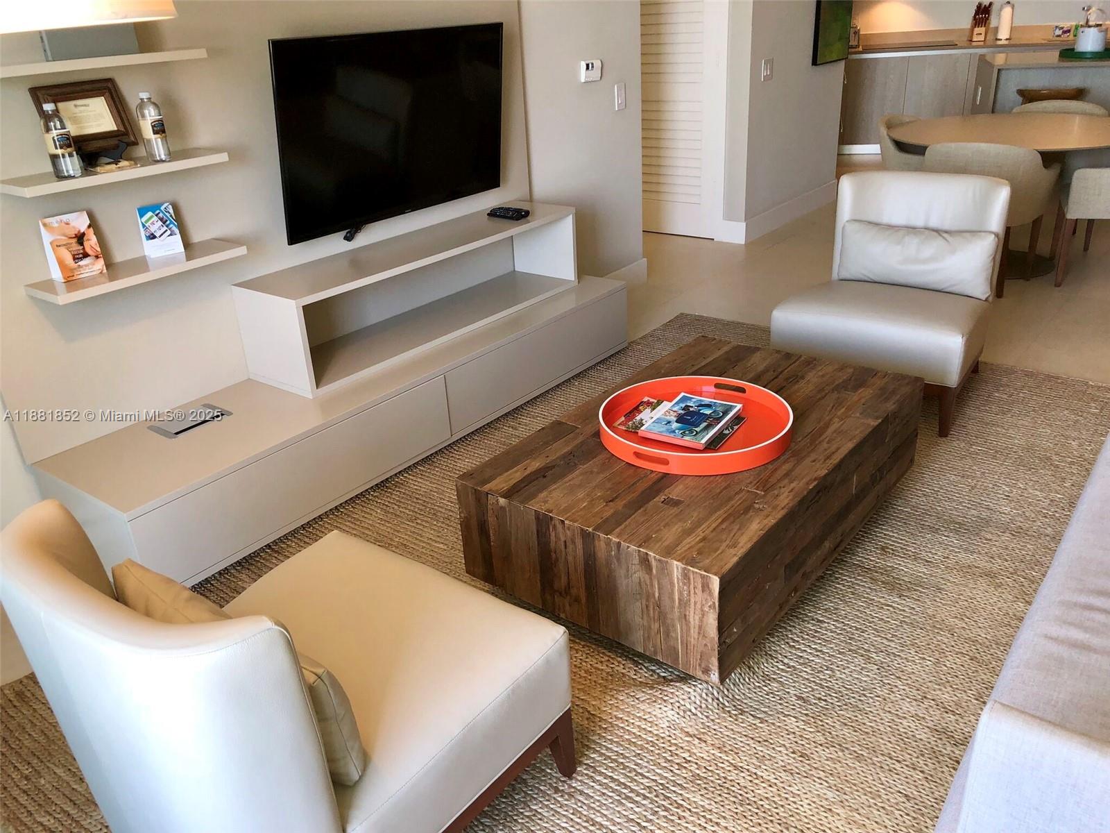 Hyde Resort - Residential