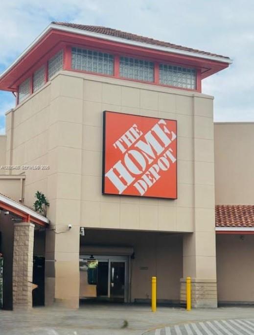 FOSTER & SANCHEZ TR REMAIN - Residential Lease