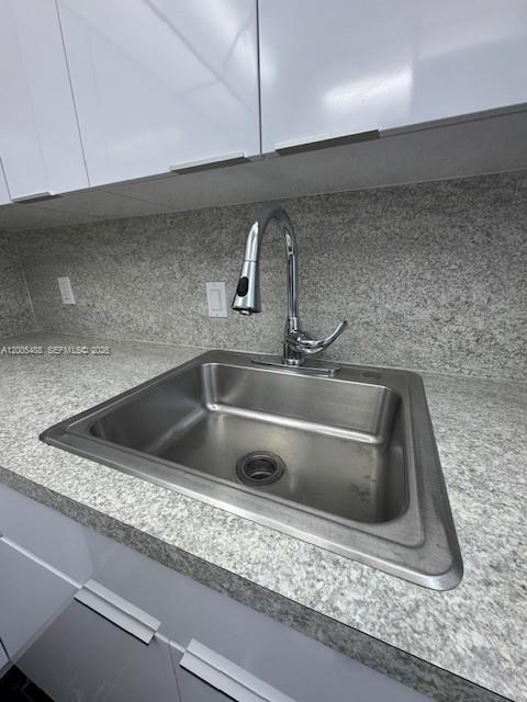 FOSTER & SANCHEZ TR REMAIN - Residential Lease