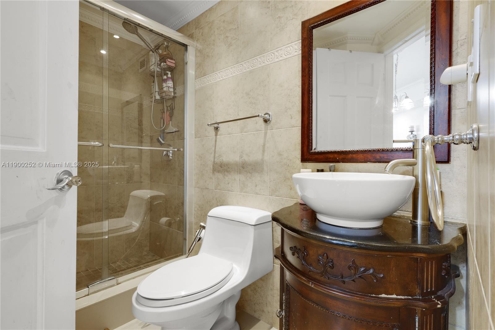 FOUR AMBASSADORS CONDO PH - Residential Lease