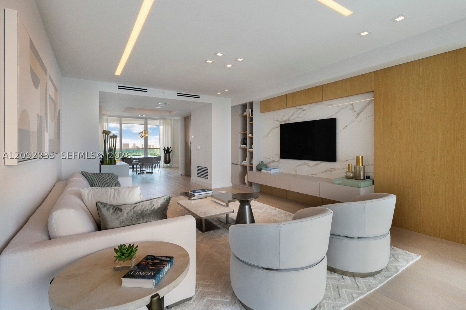300 S Pointe Dr 4206