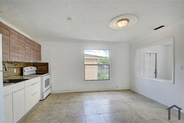TAMARIND PARK - Residential Lease