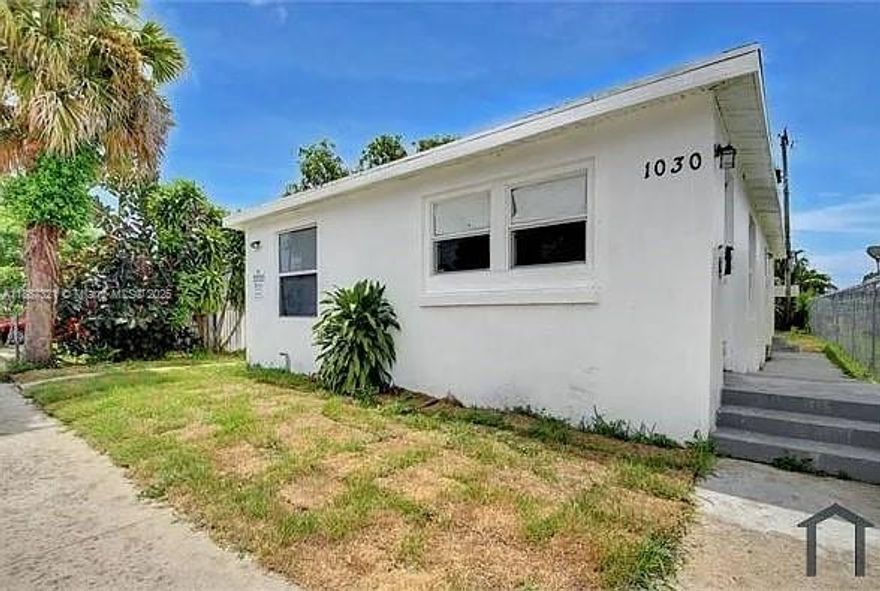 Amazing Updated 3/2 Single Family Home In The Center Of West Palm!! 3-BEDROOM 2-BATH Single Family Home with Brand NEW Vinyl FLOORS AND Water/Electric INCLUDED!! Beautiful Tile In The Master Bedroom. This Unit Comes With FRESH PAINT and An In-Unit Full WASHER-DRYER.NEW LIGHTING has been installed. Central AC and renovated NEW CABINETS with Granite Countertops. Finally, your new home also comes with a private entrance and a Full Front and BACK YARD. This property is close to The OUTLETS, I95, and Restaurants!! Price is fully covered by 2025 vouchers!