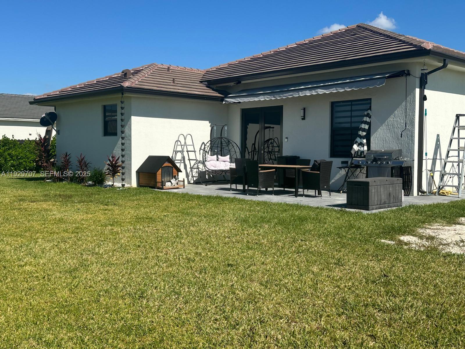 Century Oasis - Residential