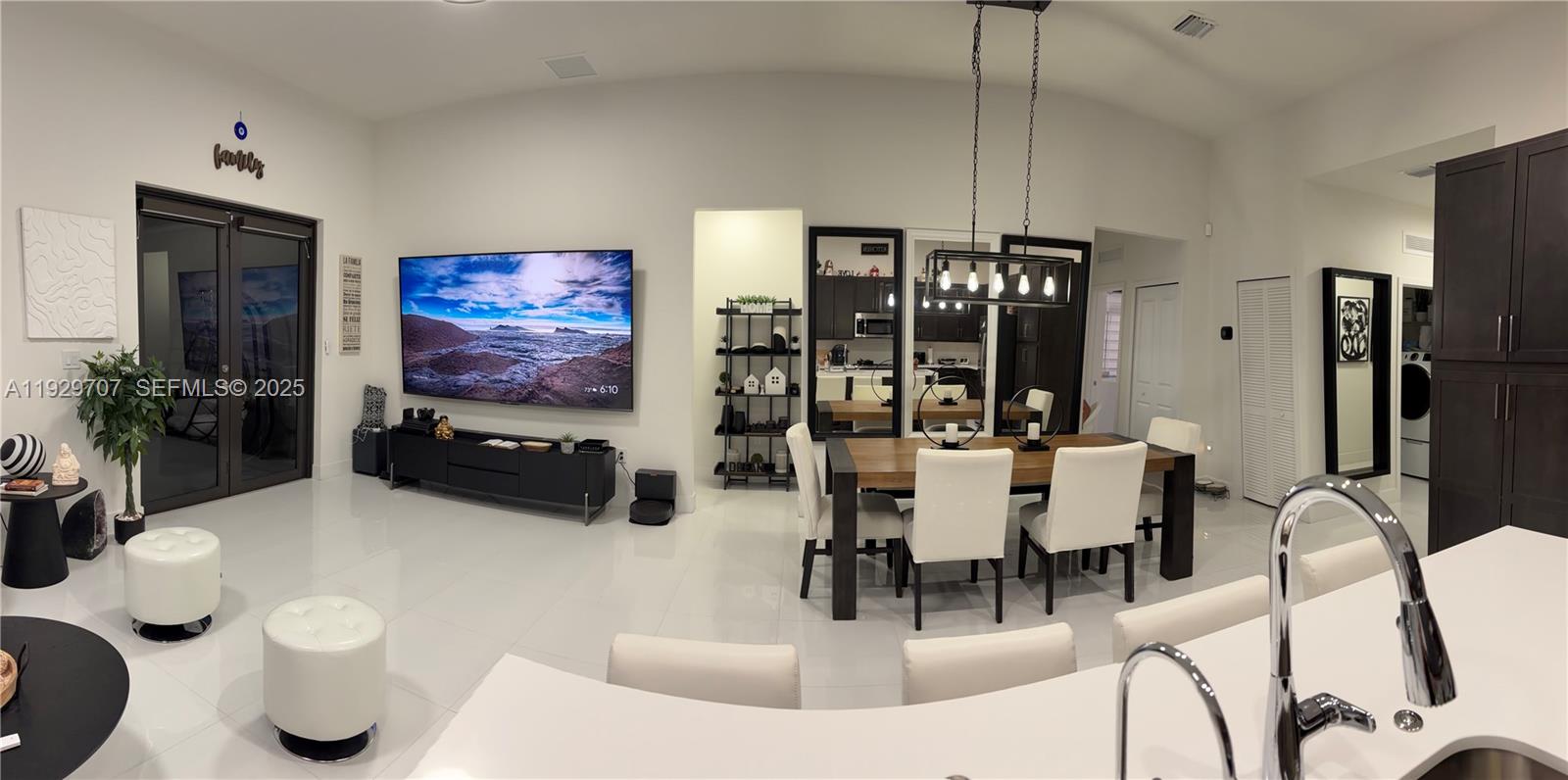 Century Oasis - Residential