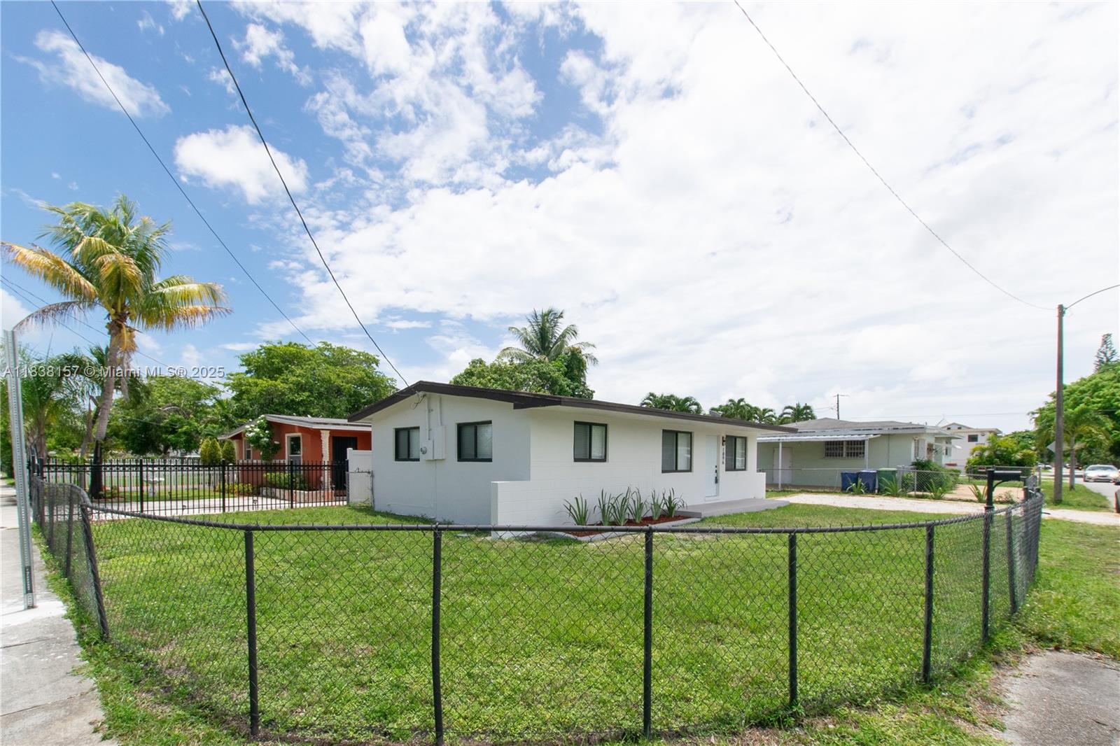 1896 NW 66th St