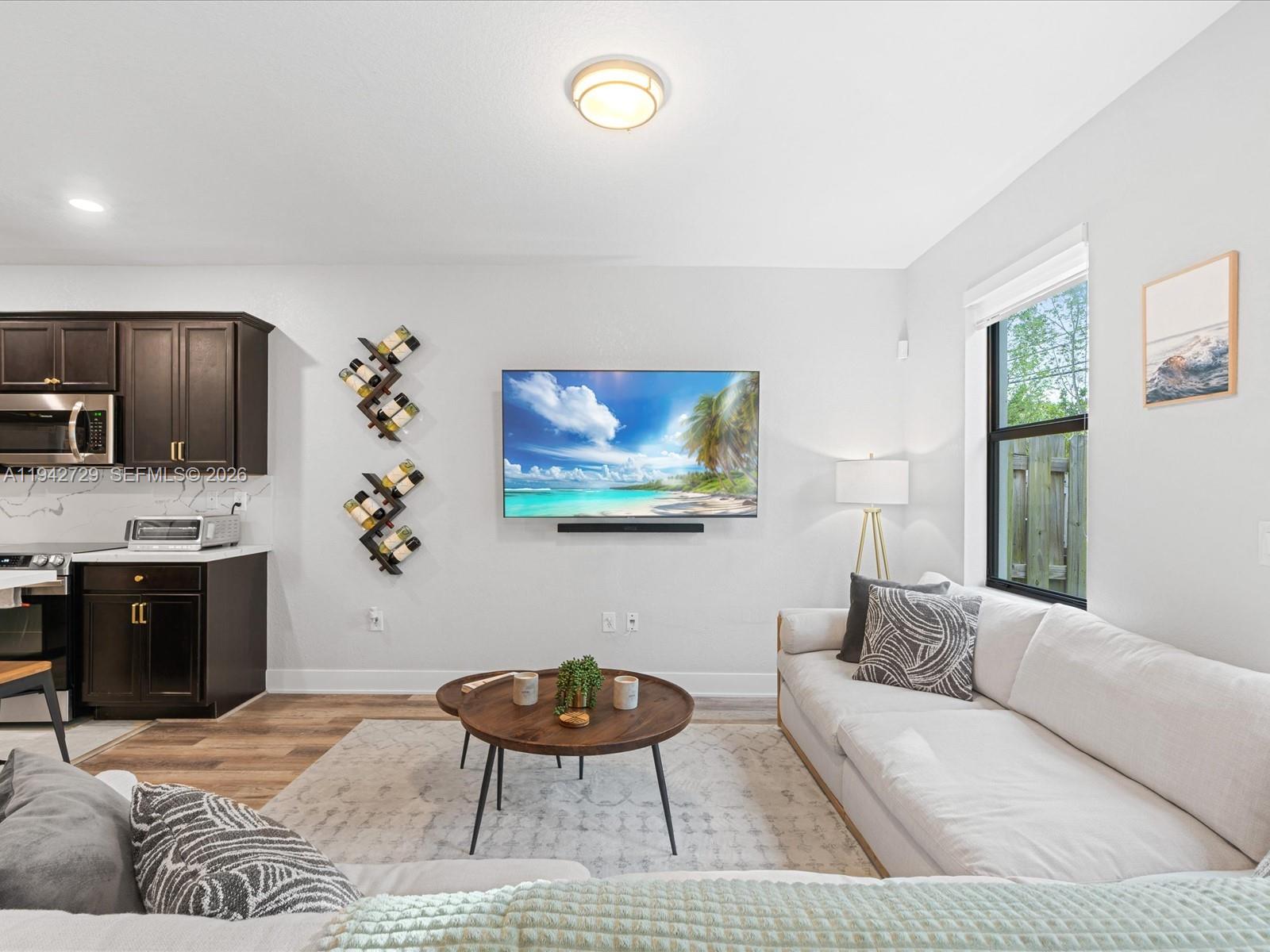 VIA VENTURA NEIGHBORHOOD - Residential