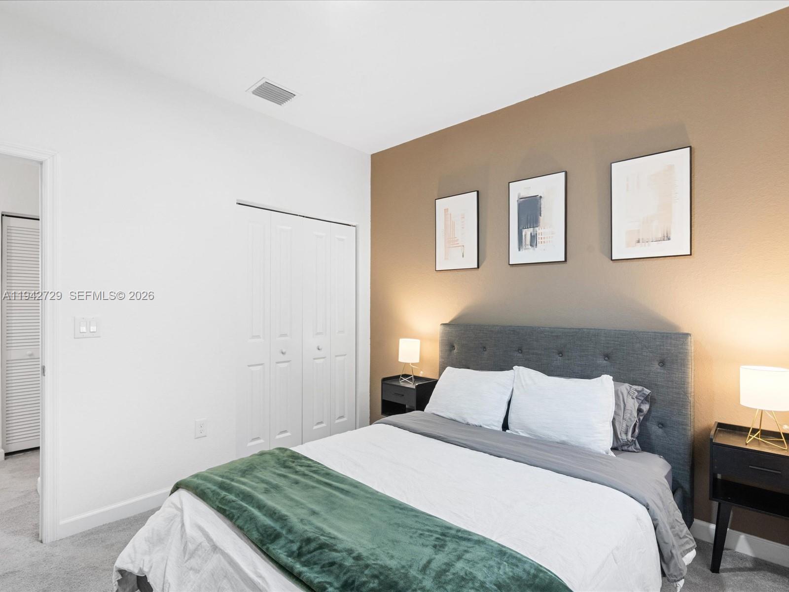 VIA VENTURA NEIGHBORHOOD - Residential