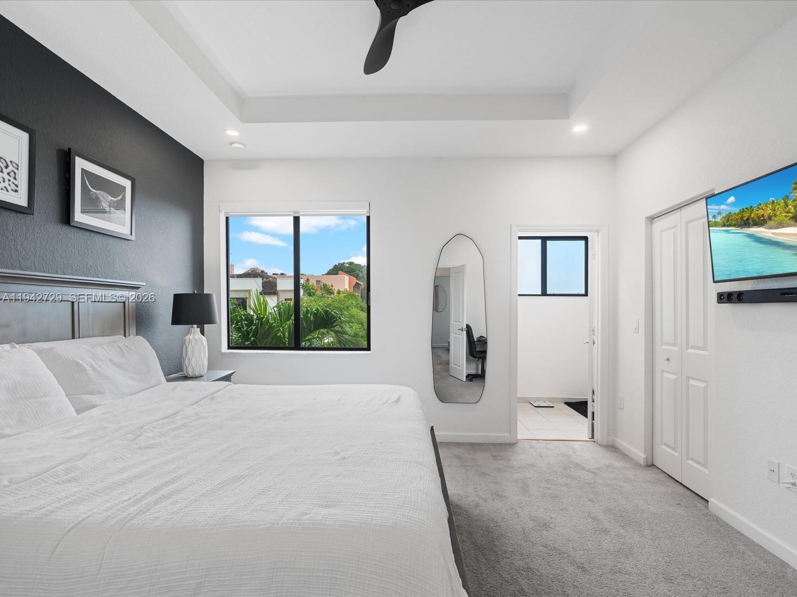 VIA VENTURA NEIGHBORHOOD - Residential