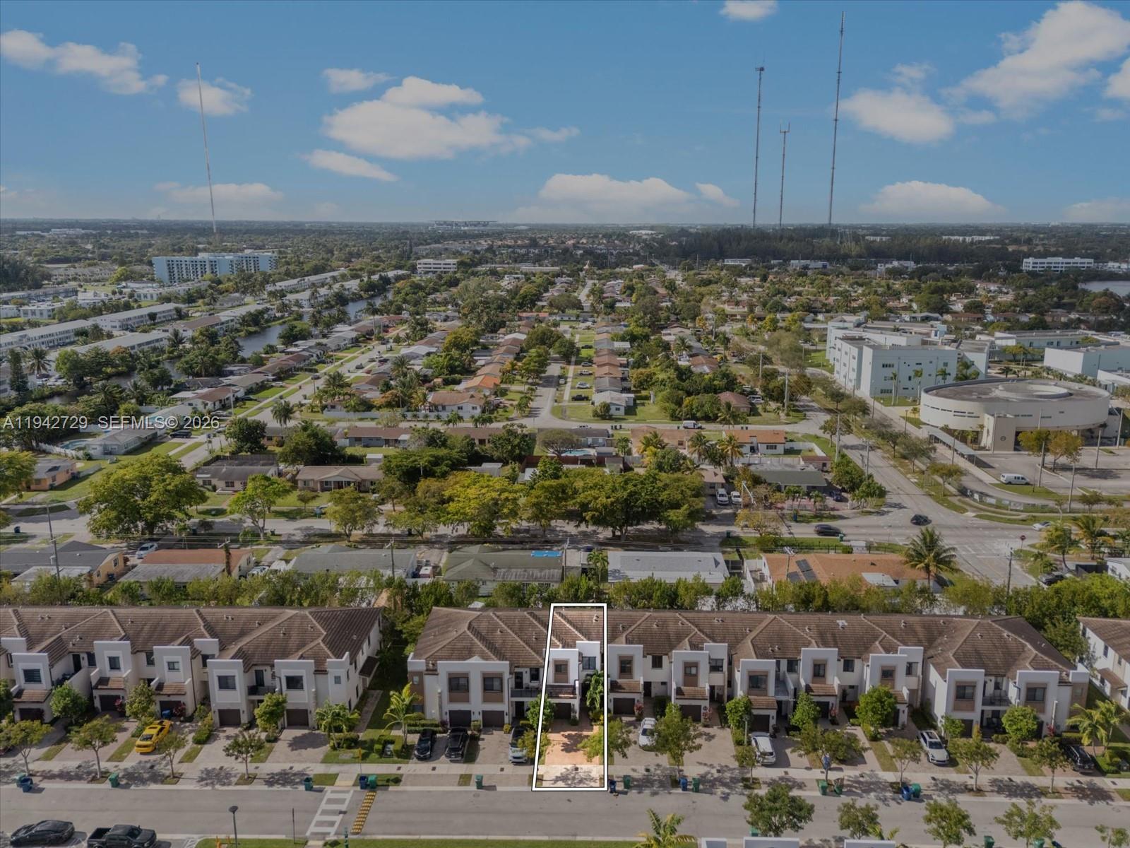 VIA VENTURA NEIGHBORHOOD - Residential