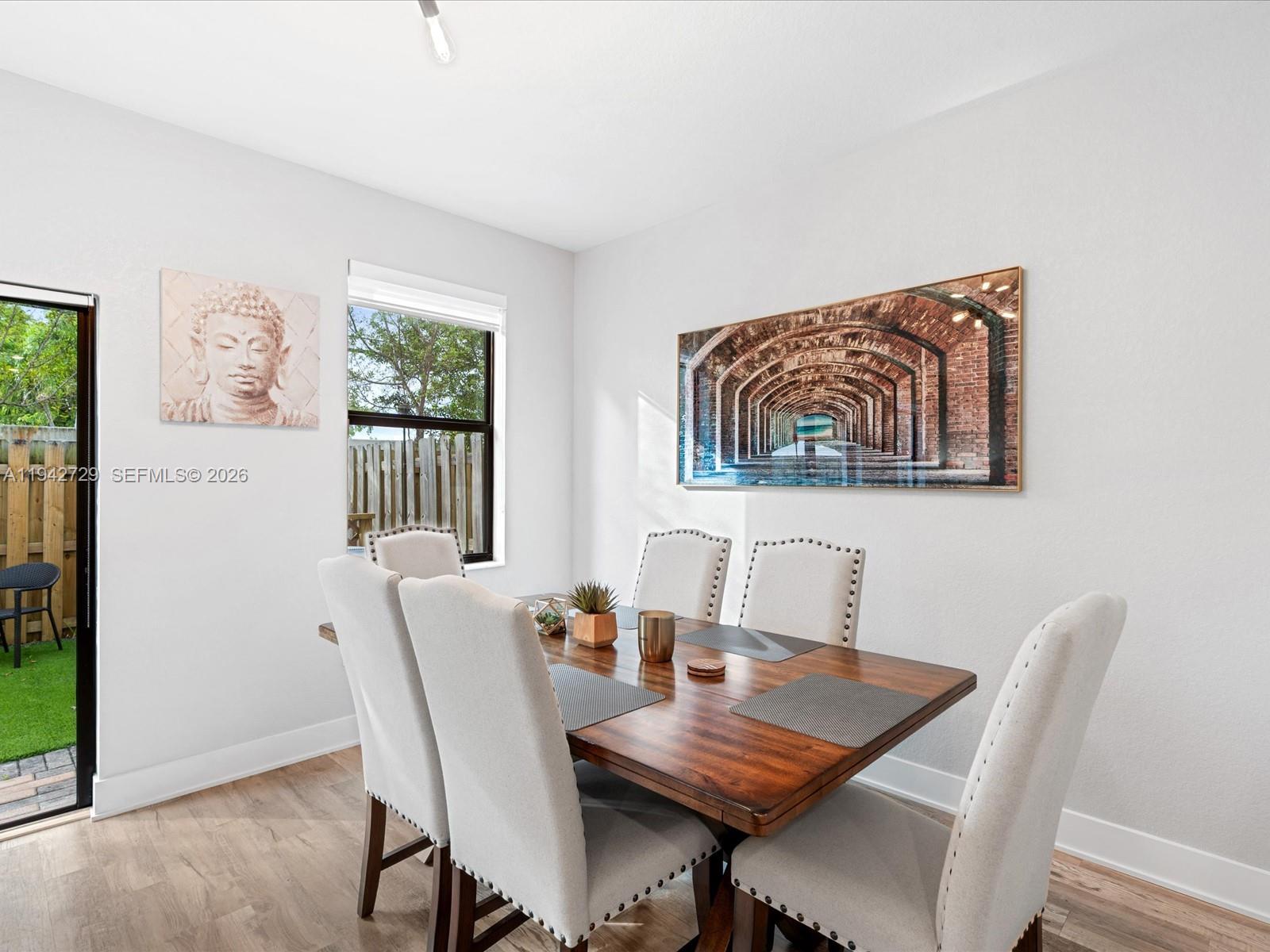 VIA VENTURA NEIGHBORHOOD - Residential