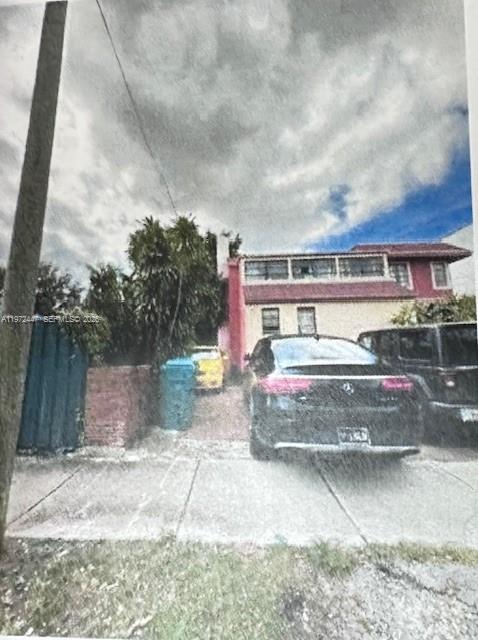 WOODSIDE - Residential Income