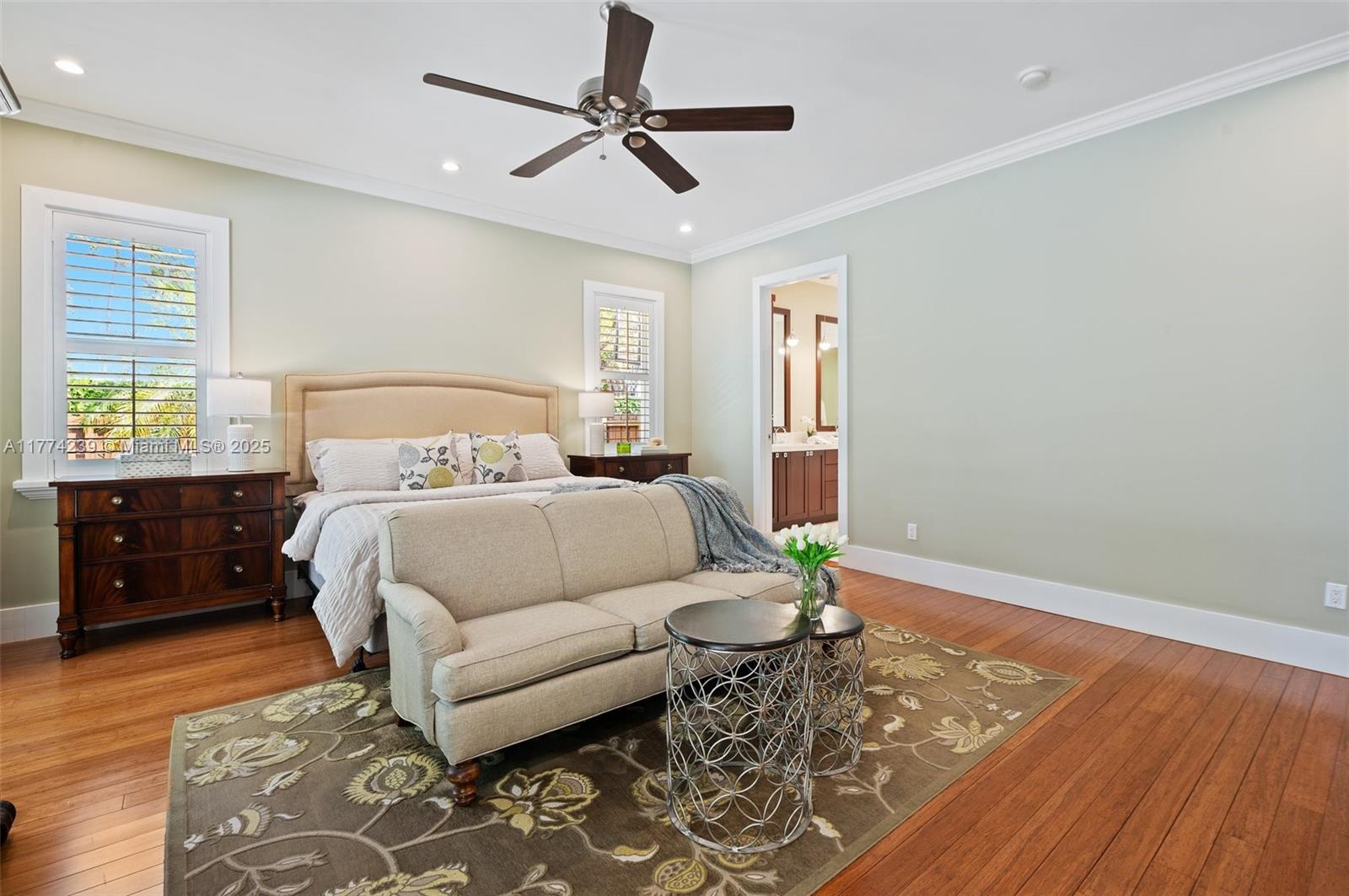 VICTORIA VILLAS - Residential