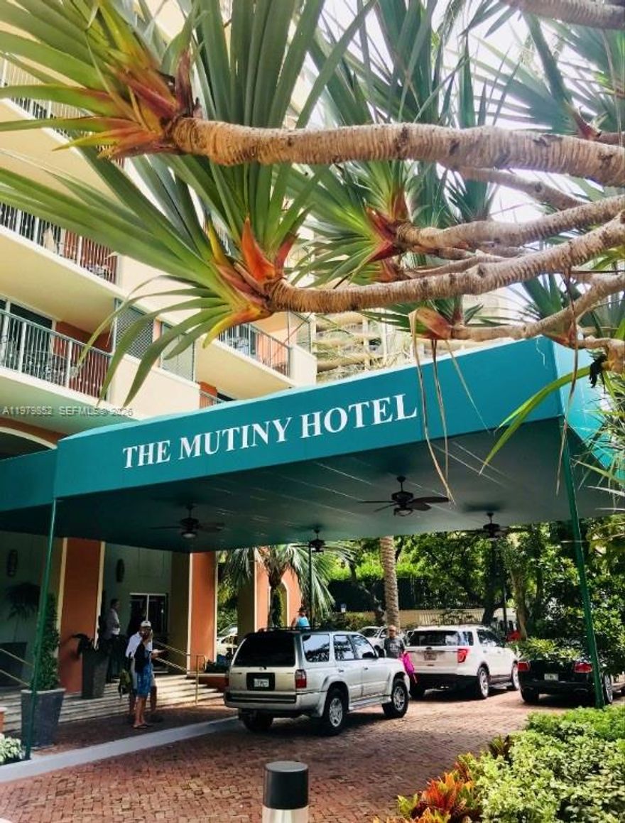 Come live in the lap of luxury at the infamous Mutiny Hotel! Once you experience living in central Coconut Grove you will never want to leave.  This 680 Sq Ft one bedroom apartment has everything you need.  Available to reant for weekly, monthly or yearly time period! In unit Washer and Dryer, Full Kitchen, large Walk in Closet, with a very large Terrace connected to bedroom and living room.  The Mutiny is located right on S. Bayshore Drive close to Dinner Key Marina, and all the entertainment, shops, restaurants you can imagine.  Right across the street is Peacock Park and the Sailing Club!  The Mutiny offers all the amenities you can desire, Pool, Jacuzzi, Gym, Sauna, Steam Room, as well as free parking inside the attached garage.  Very motivated landlord! Don't miss this opportunity to live in the most desired place in Miami! Short and long term rentals available, please text listing agent for showings.