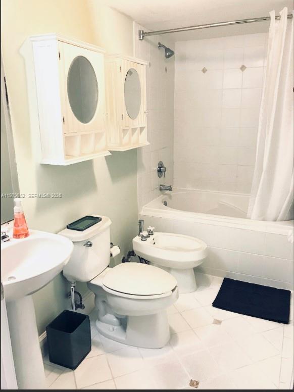 THE MUTINY CONDO - Residential Lease