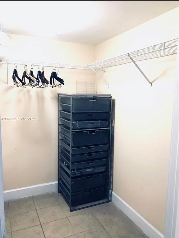 THE MUTINY CONDO - Residential Lease