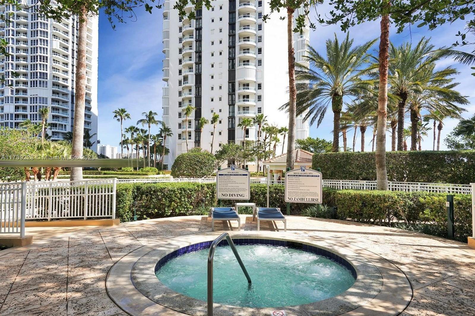 NORTH TOWER AT THE POINT - Residential