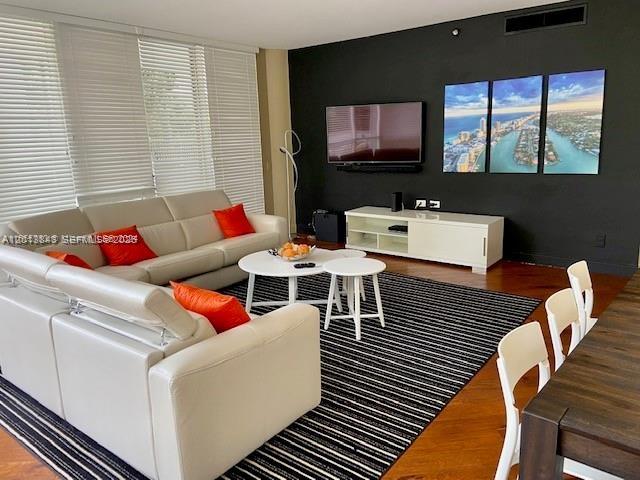 ATLANTIC II AT THE POINT - Residential Lease