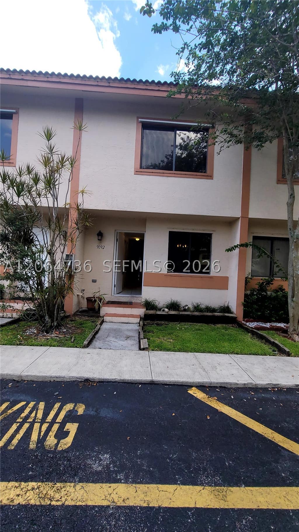 Photo of 9092 NW 40th St #4, Coral Springs, FL 33065 (MLS # A12064736)