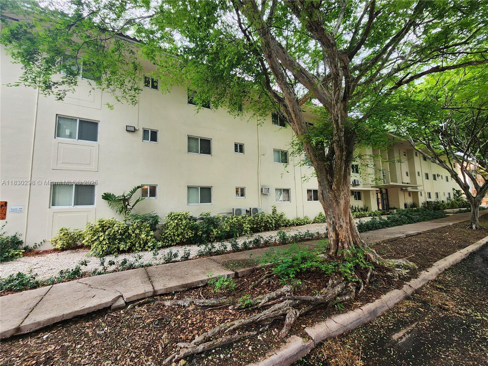 Spectacular location. Cozy 1/1 condo in a boutique building located in the heart of Coral Gables, Florida on the amazing tree lined Salzedo Street. Unit features granite kitchen countertops, stainless steel refrigerator, gas range, and sink, glass backsplash, new impact windows and door, was recently painted and has one assigned parking space and lots of free street parking (which is rare). Laundry facilities, gas, water, and trash removal included in the condominium payment. Imagine walking to Miracle Mile and Giralda Plaza in a few mins to enjoy one of Miami’s best hot spots. Building has new roof and elevator, it’s blocks away from entertainment, fine dining, art galleries, minutes to Miami Intl Airport, highways, Downtown Brickell. Unit is ready for a new owner to make it their home.