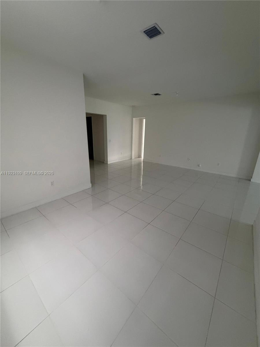 TUSCAN ISLES - Residential Lease