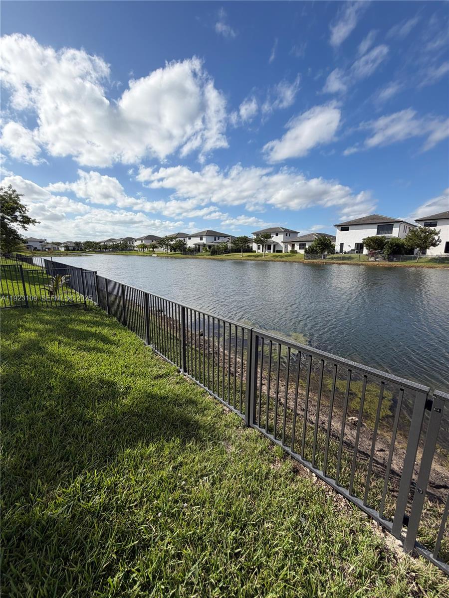 TUSCAN ISLES - Residential Lease