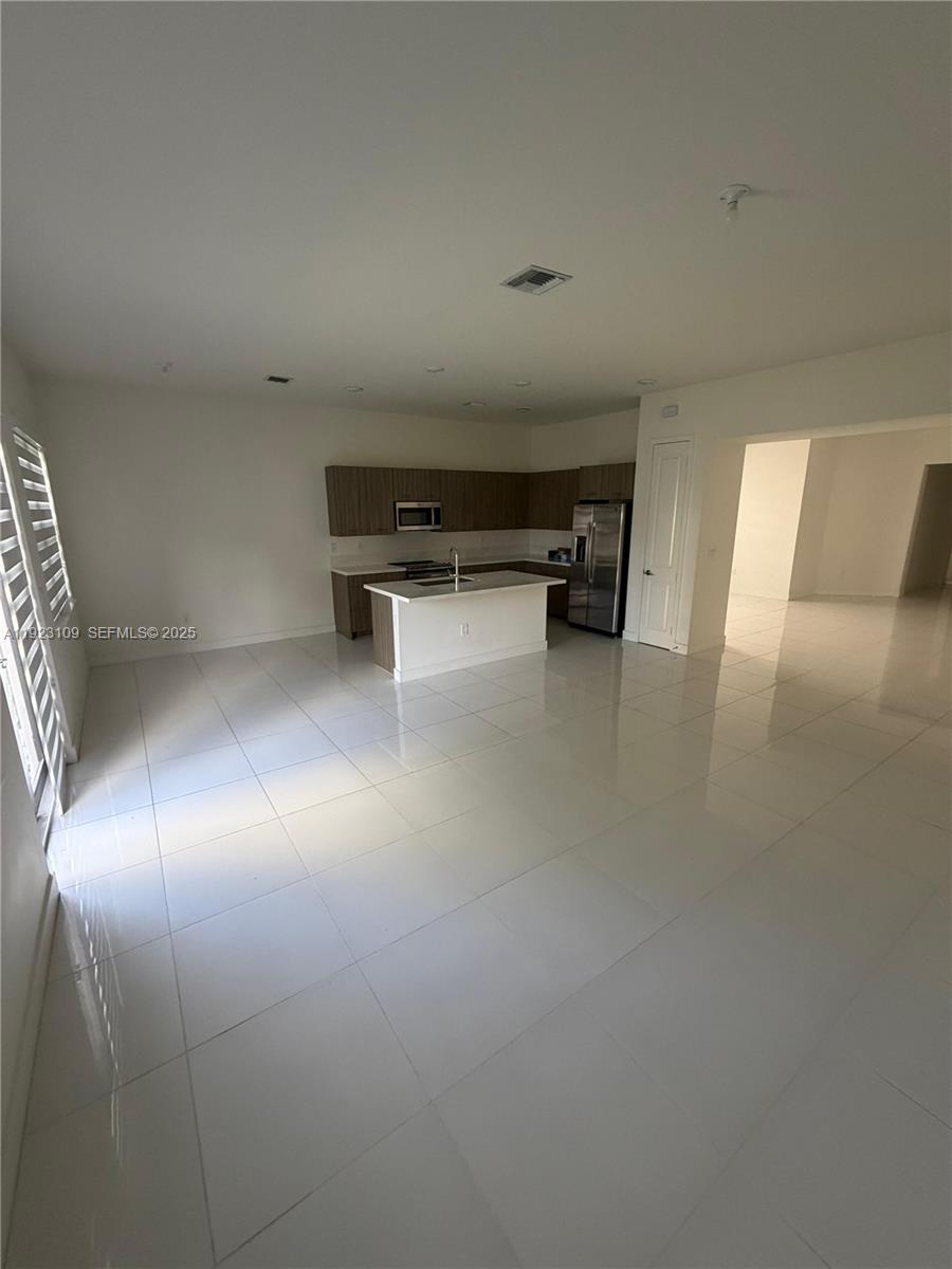 TUSCAN ISLES - Residential Lease