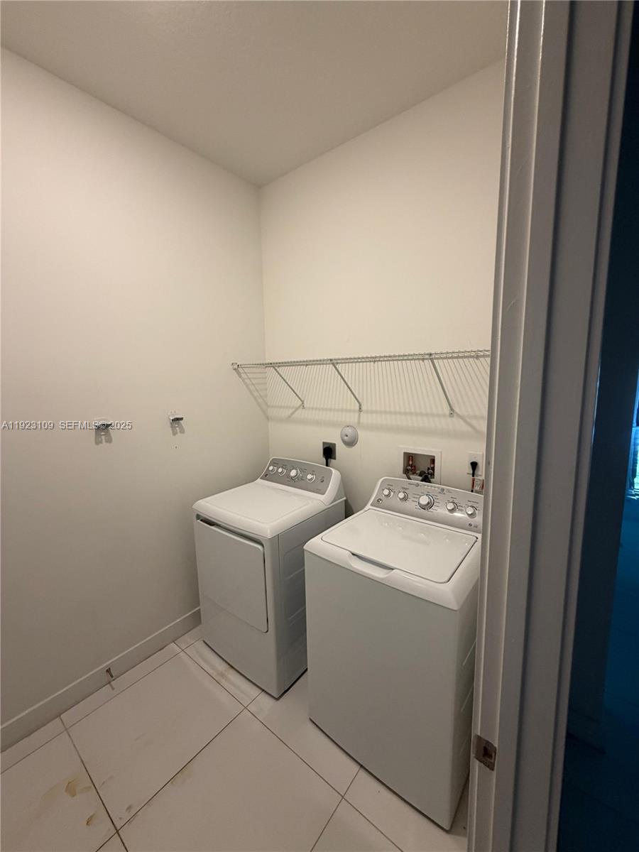 TUSCAN ISLES - Residential Lease