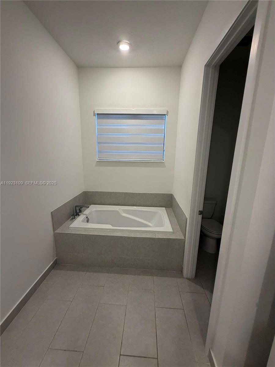 TUSCAN ISLES - Residential Lease