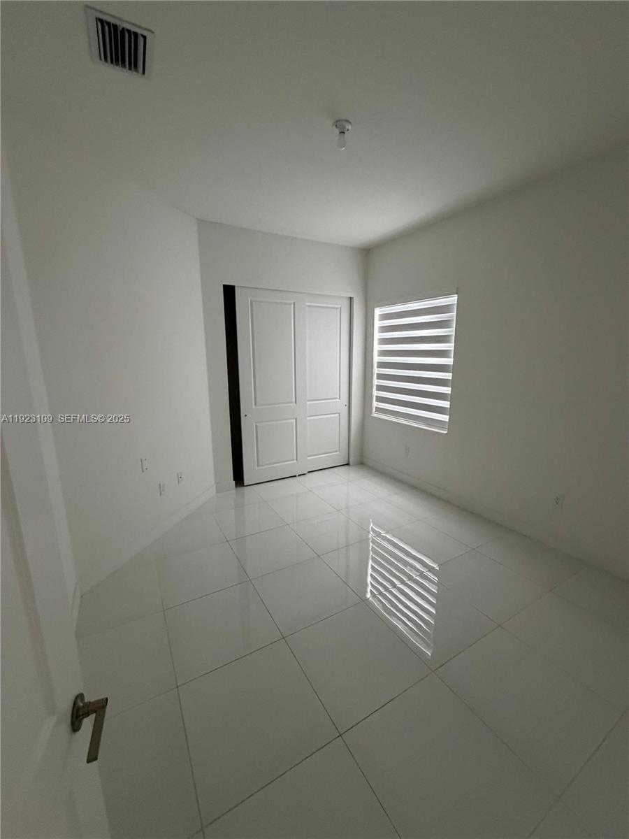 TUSCAN ISLES - Residential Lease