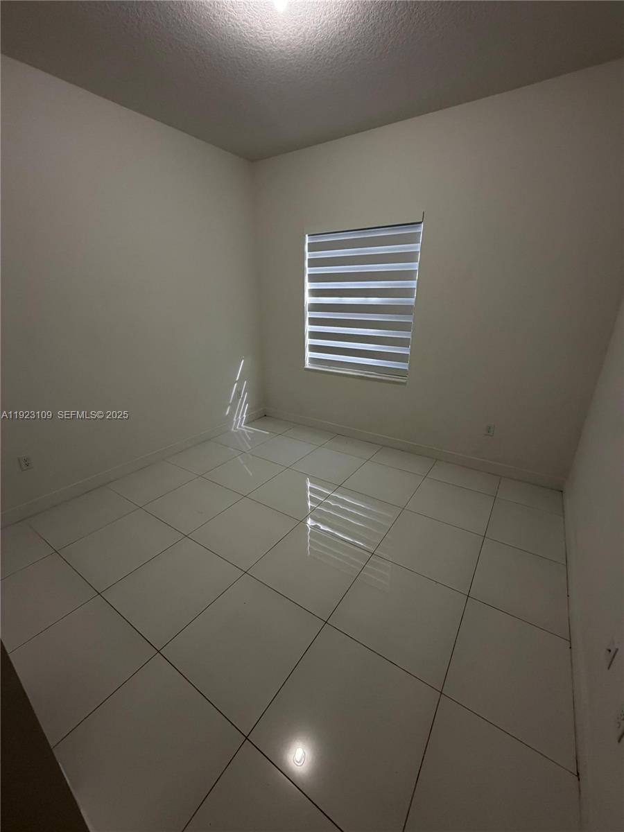 TUSCAN ISLES - Residential Lease