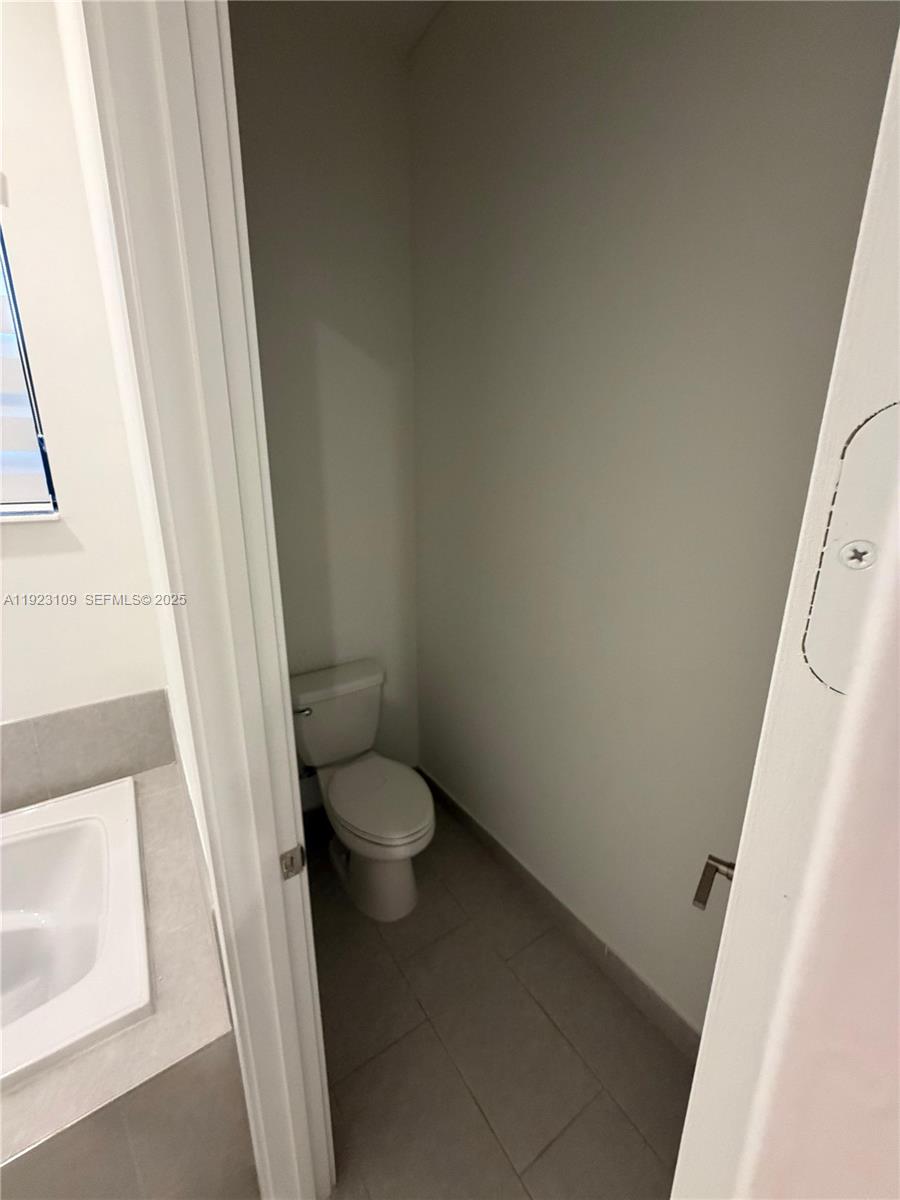 TUSCAN ISLES - Residential Lease