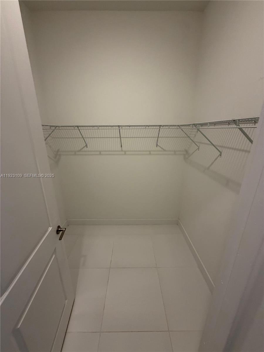 TUSCAN ISLES - Residential Lease