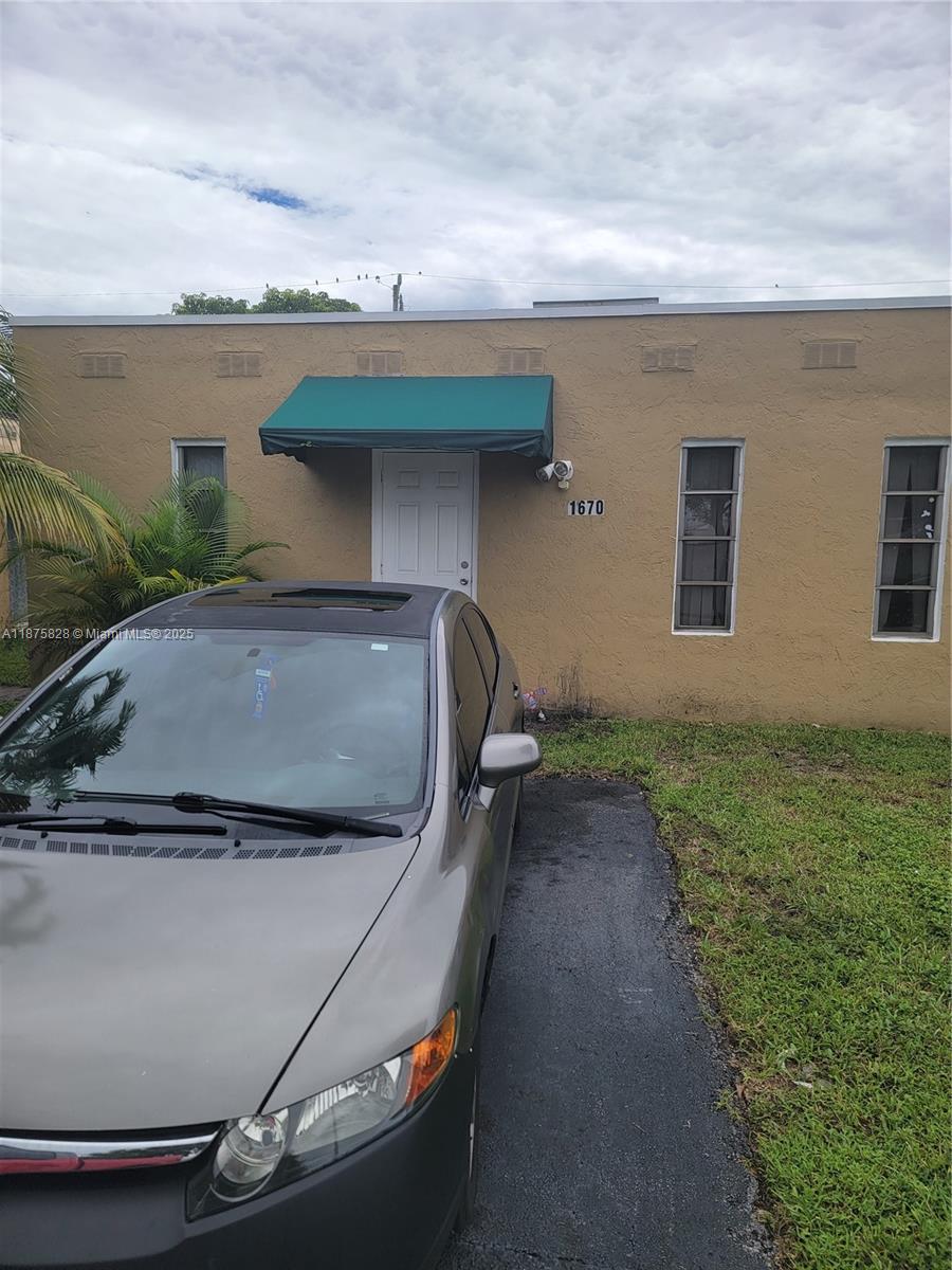 UPDATED, spacious, clean & WELL MAINTAINED DUPLEX. Perfect for small family looking for the rent from the other unit to pay the mortgage. E. of US1 & 2 Miles to the beach. Each Unit features 2 spacious bedrooms & 2 full bath, Updated kitchens, newer appliances, spacious living room/dining room. All bedrooms easily fit a king size bed w/full bathrooms. Central A/C 6yrs. Washer/Dryer in each unit. 2 PARKING SPOTS per unit. Duplex is centrally located & no flood zone. 2 mile bike ride to the beach, quiet, safe neighborhood, close to I-95, airport, shopping & schools. DO NOT DISTURB TENANTS. Unit A rented until 4/2026 @ $2500mo. Unit B is vacant. Tenants pay Utilities est. $150m. PVC Plumbing. Roof 2014. No Septic tanks. Legal Duplex 2 meters. Market rents are $2000 - $2500. 2% SELLER CONTRIBU
