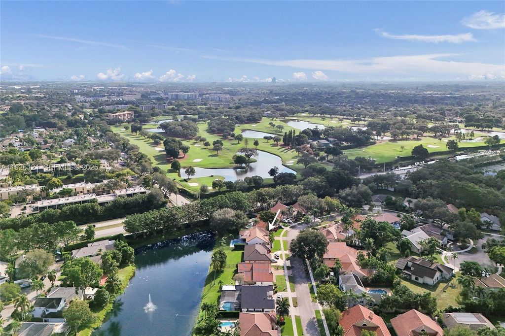 Photo of 3071 Perriwinkle Cir, Davie, FL 33328 (MLS # A11926121)