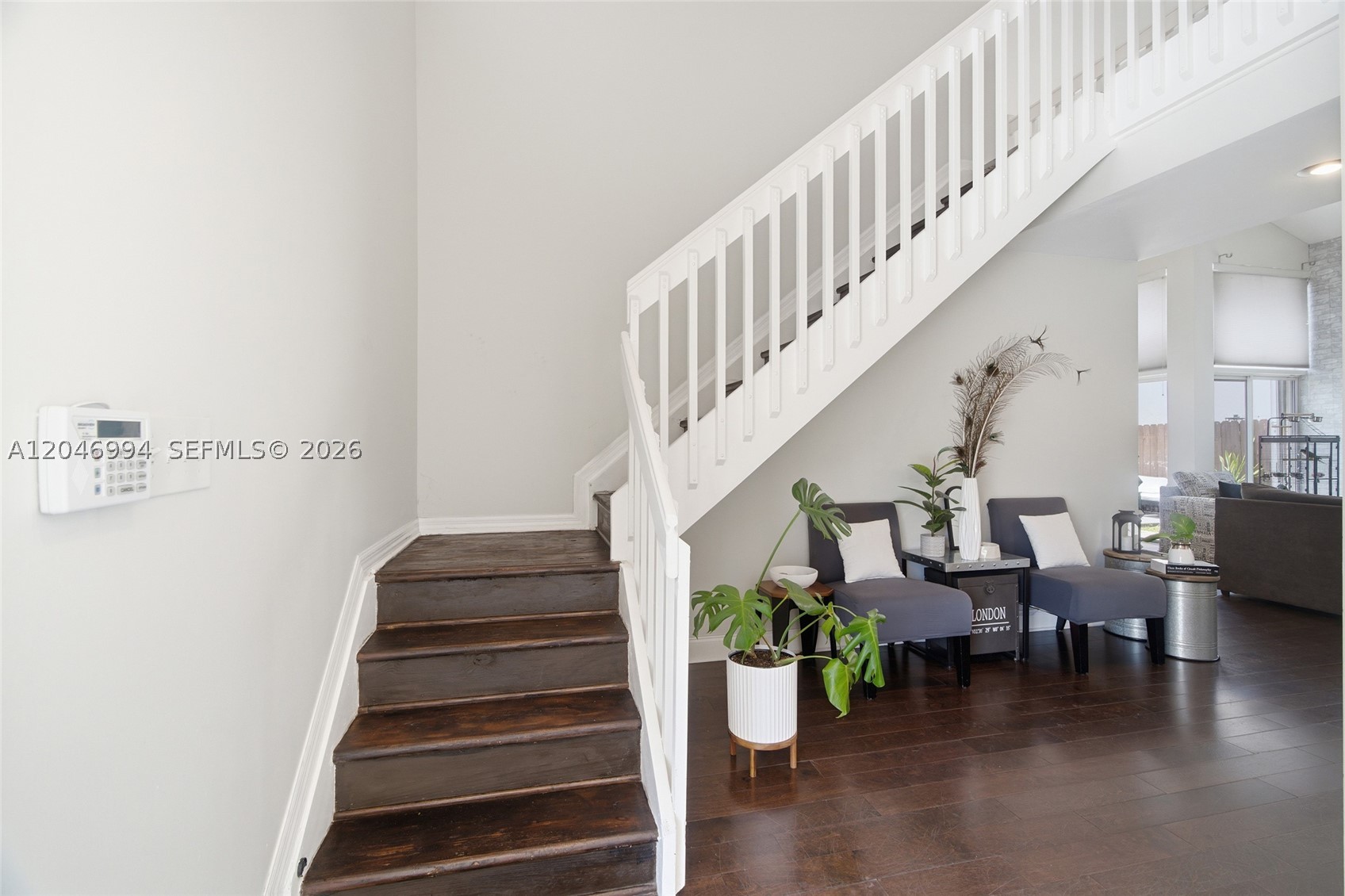 3715 Valais Dr