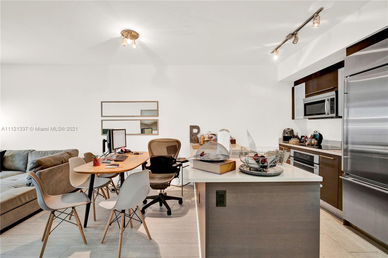 500 BRICKELL EAST CONDO - Residential