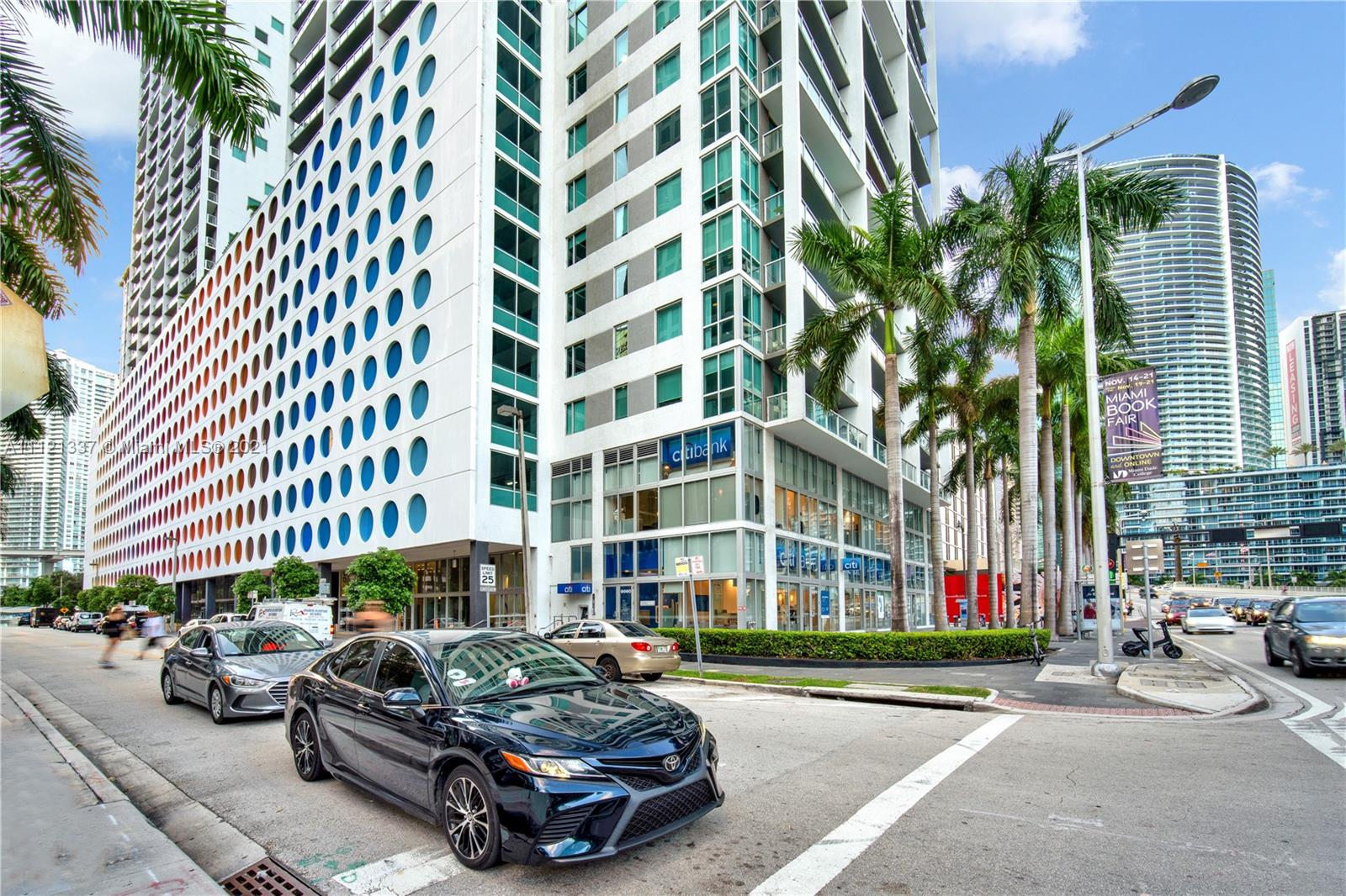 500 BRICKELL EAST CONDO - Residential