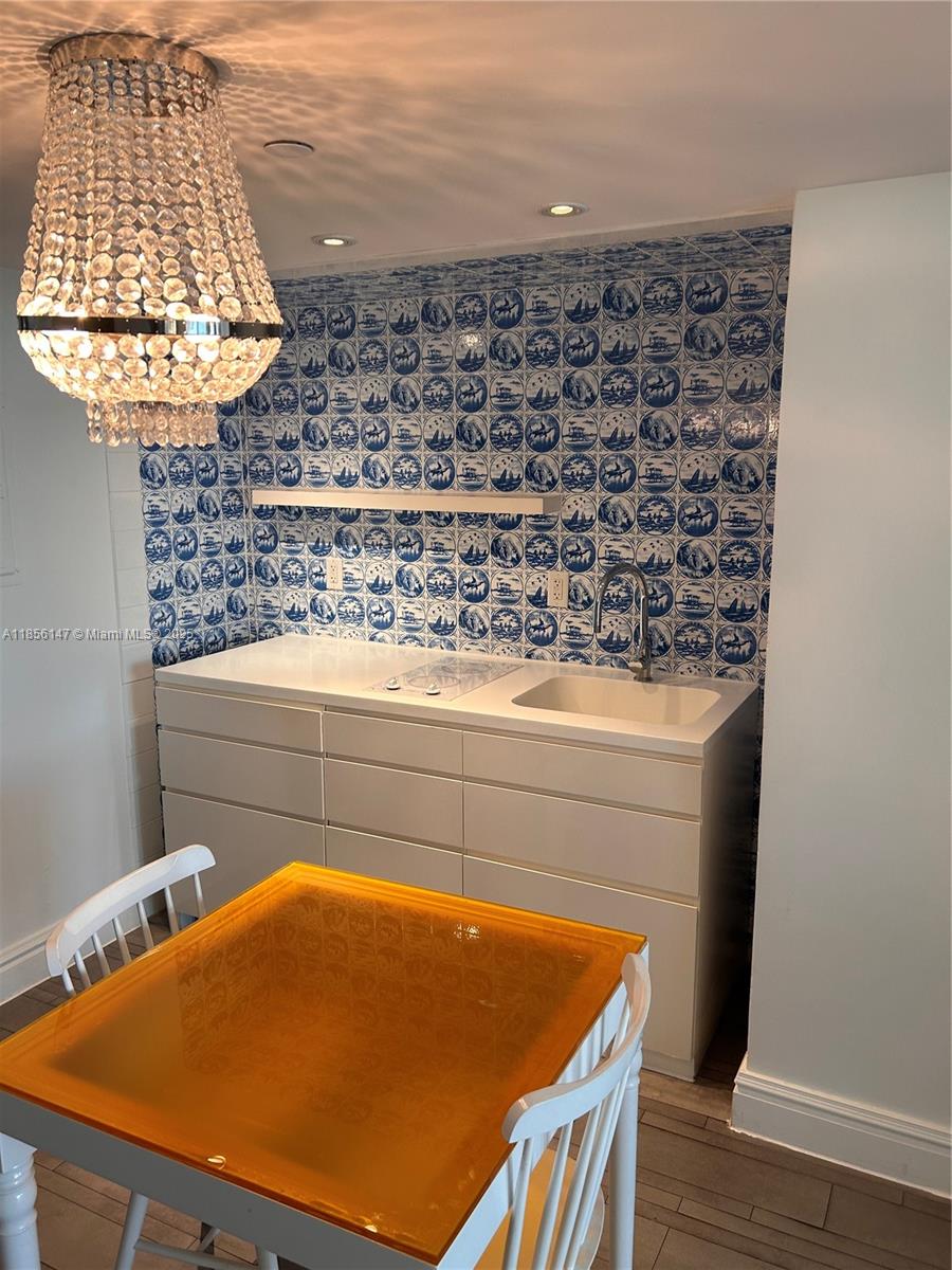 1100 WEST CONDO - Residential Lease