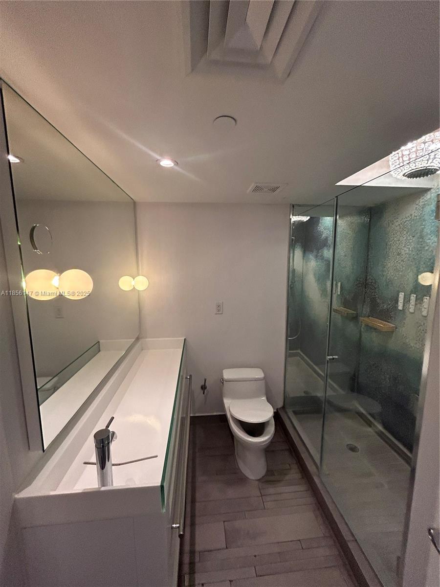 1100 WEST CONDO - Residential Lease