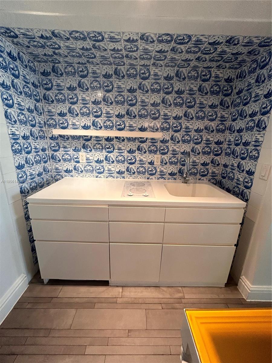 1100 WEST CONDO - Residential Lease