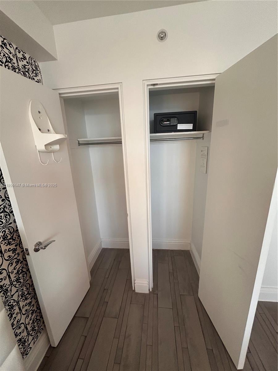 1100 WEST CONDO - Residential Lease