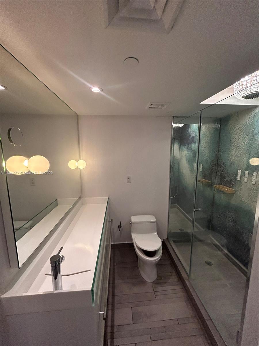 1100 WEST CONDO - Residential Lease