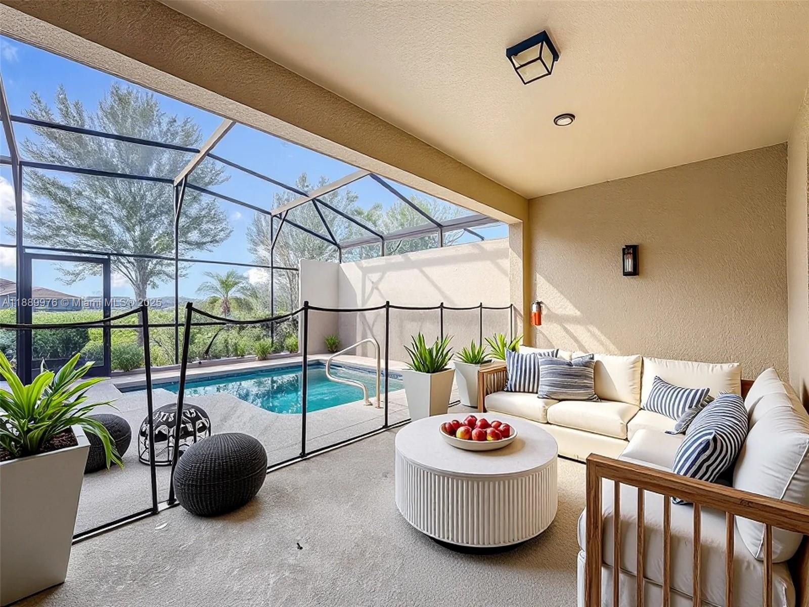 OAKMONT TOWNHOMES PHASE 1 - Residential