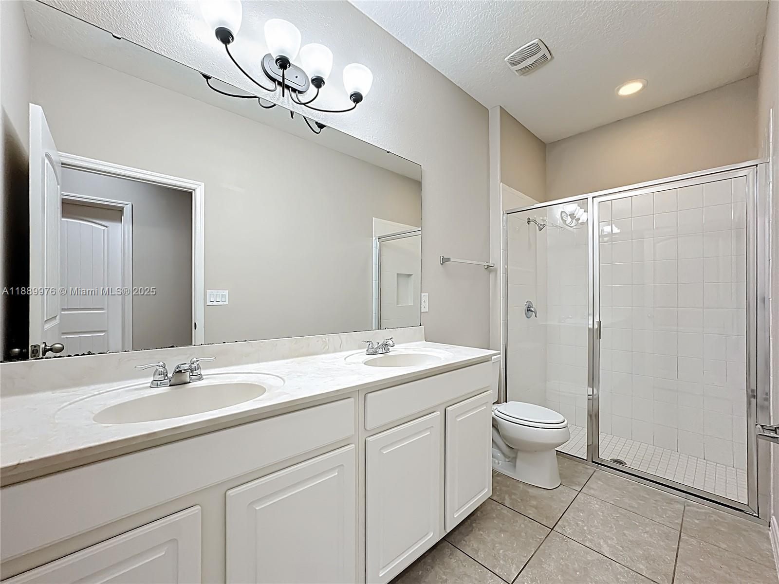 OAKMONT TOWNHOMES PHASE 1 - Residential