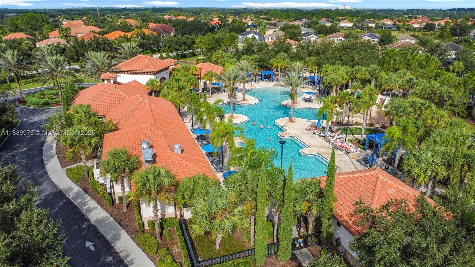 OAKMONT TOWNHOMES PHASE 1 - Residential