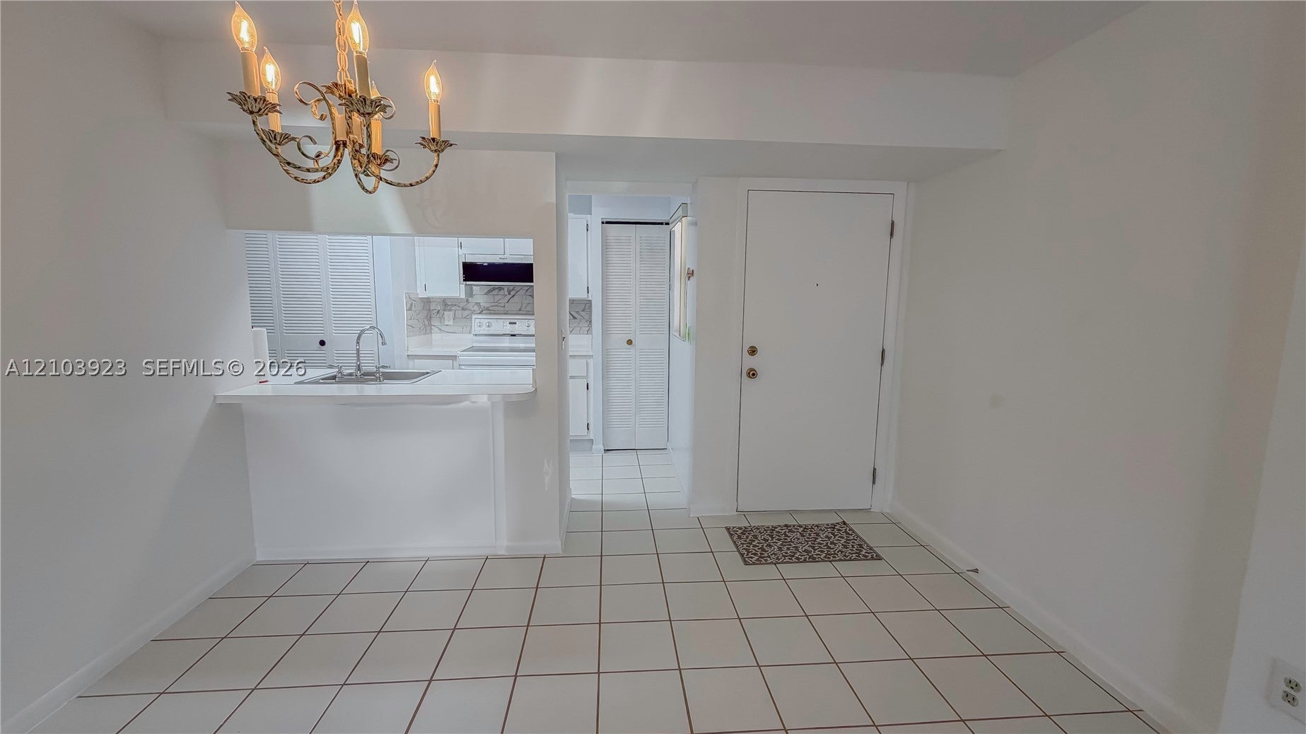View photos, virtual tours, details... 905 NE 209th St 104-30