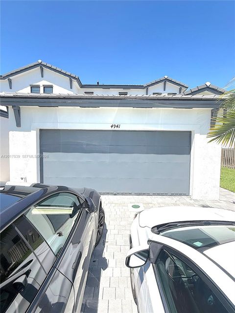 Photo of 4941 Oakmont Dr #5838, Dania Beach, FL 33312 (MLS # A12017839)